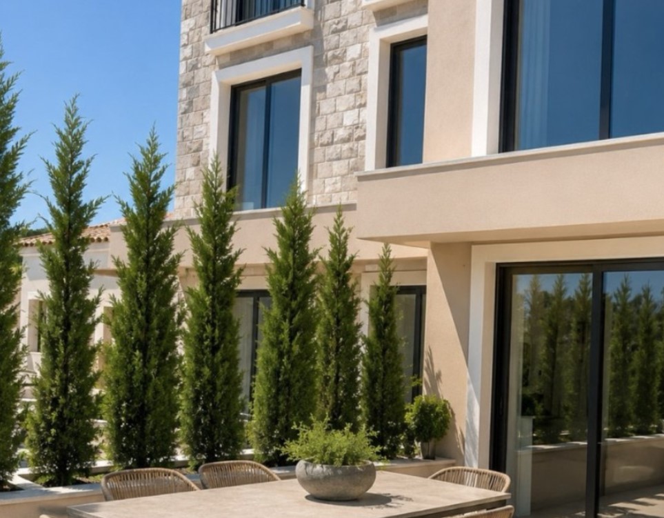 FOR SALE! Villa 405 m²! 4 Rooms! Montenegro! Budva!