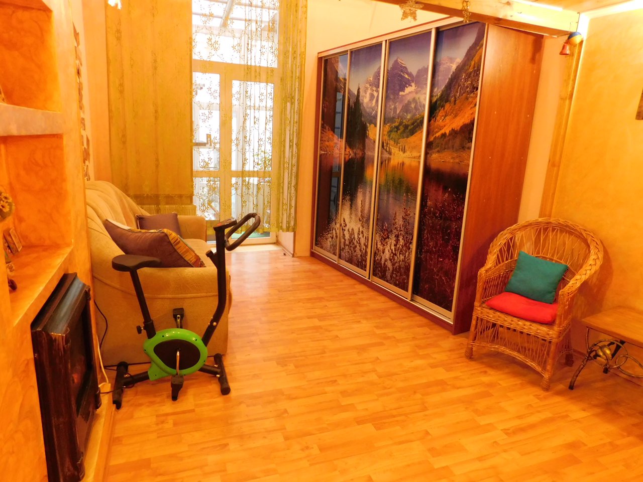 FOR SALE! 4-room apartment near St. Anne’s Church! Shevchenko Street!